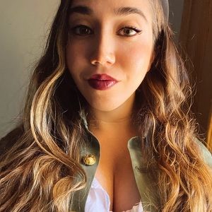 Meet your Posher, Natalie